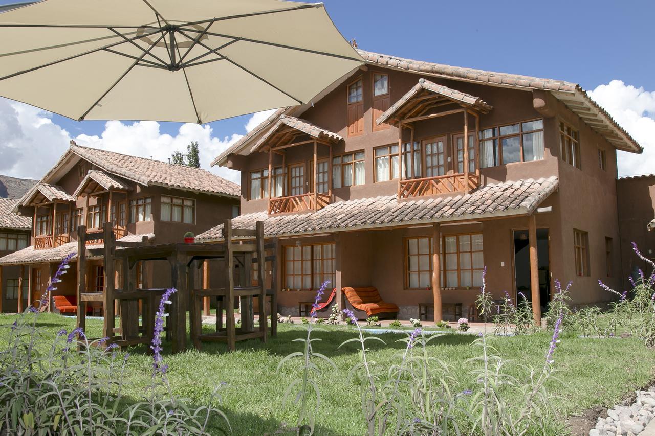 Wayqey Lodge อูรูบัมบา ภายนอก รูปภาพ