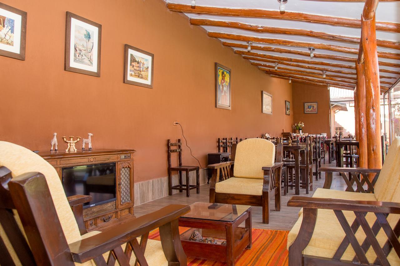 Wayqey Lodge อูรูบัมบา ภายนอก รูปภาพ